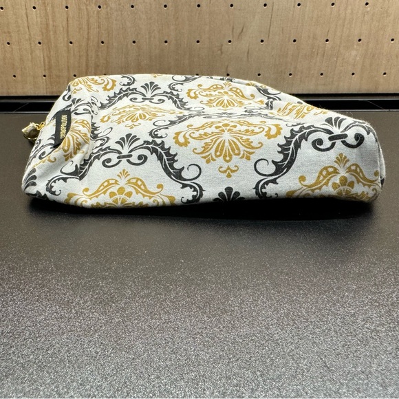 Cosmopolitan Cosmetic Makeup Travel Bag Black White Gold - Picture 6 of 9